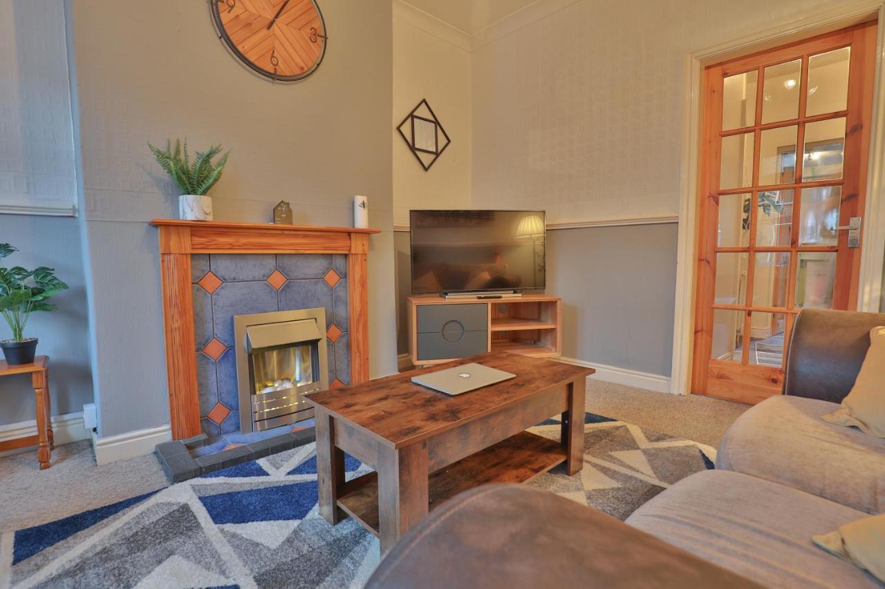 Devon St - Cozy Home, Free Easy Parking! Kingston upon Hull Exterior foto