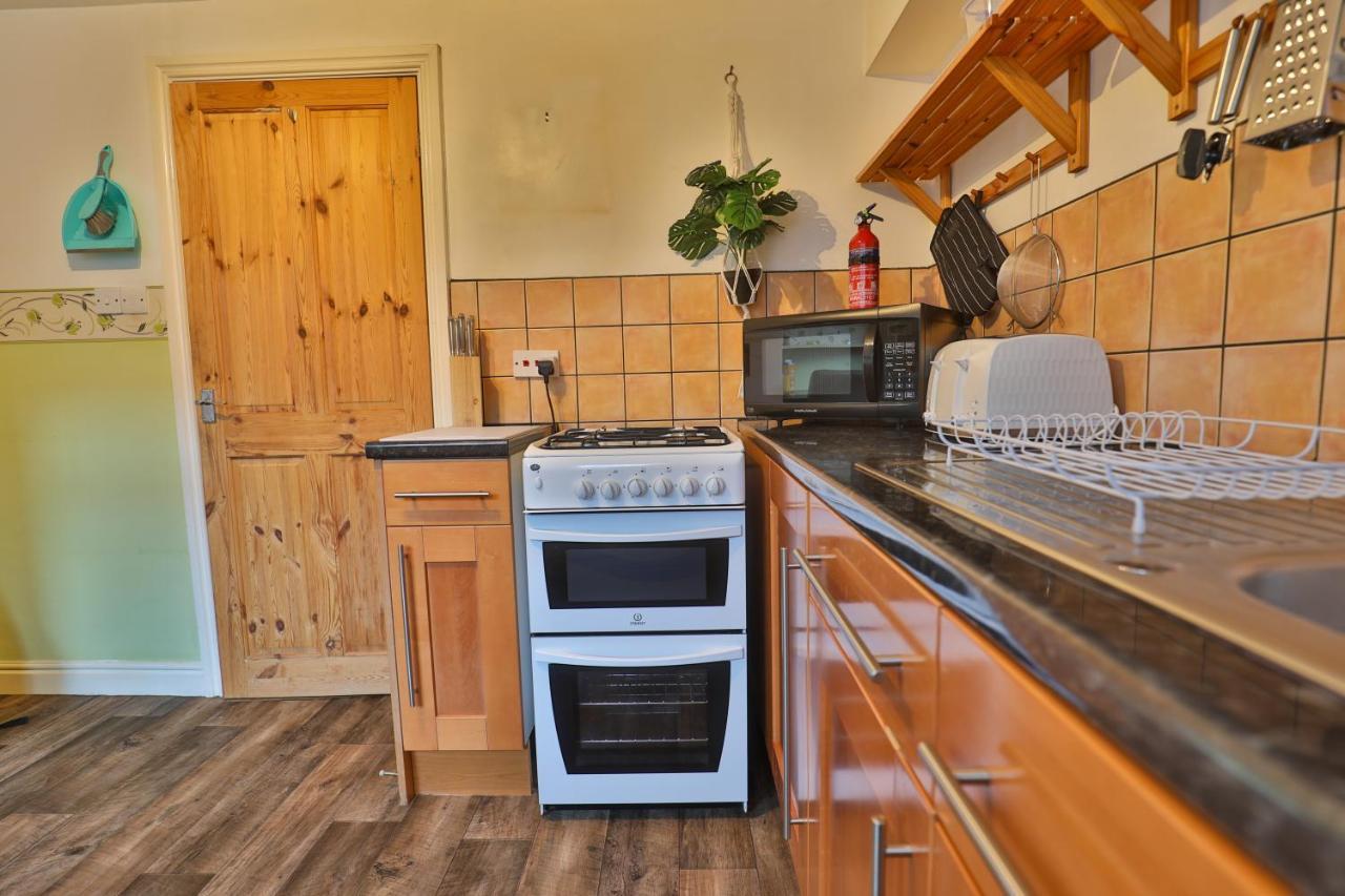Devon St - Cozy Home, Free Easy Parking! Kingston upon Hull Exterior foto